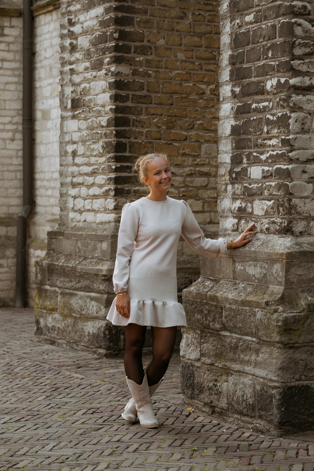 Beige bouclé jurkje