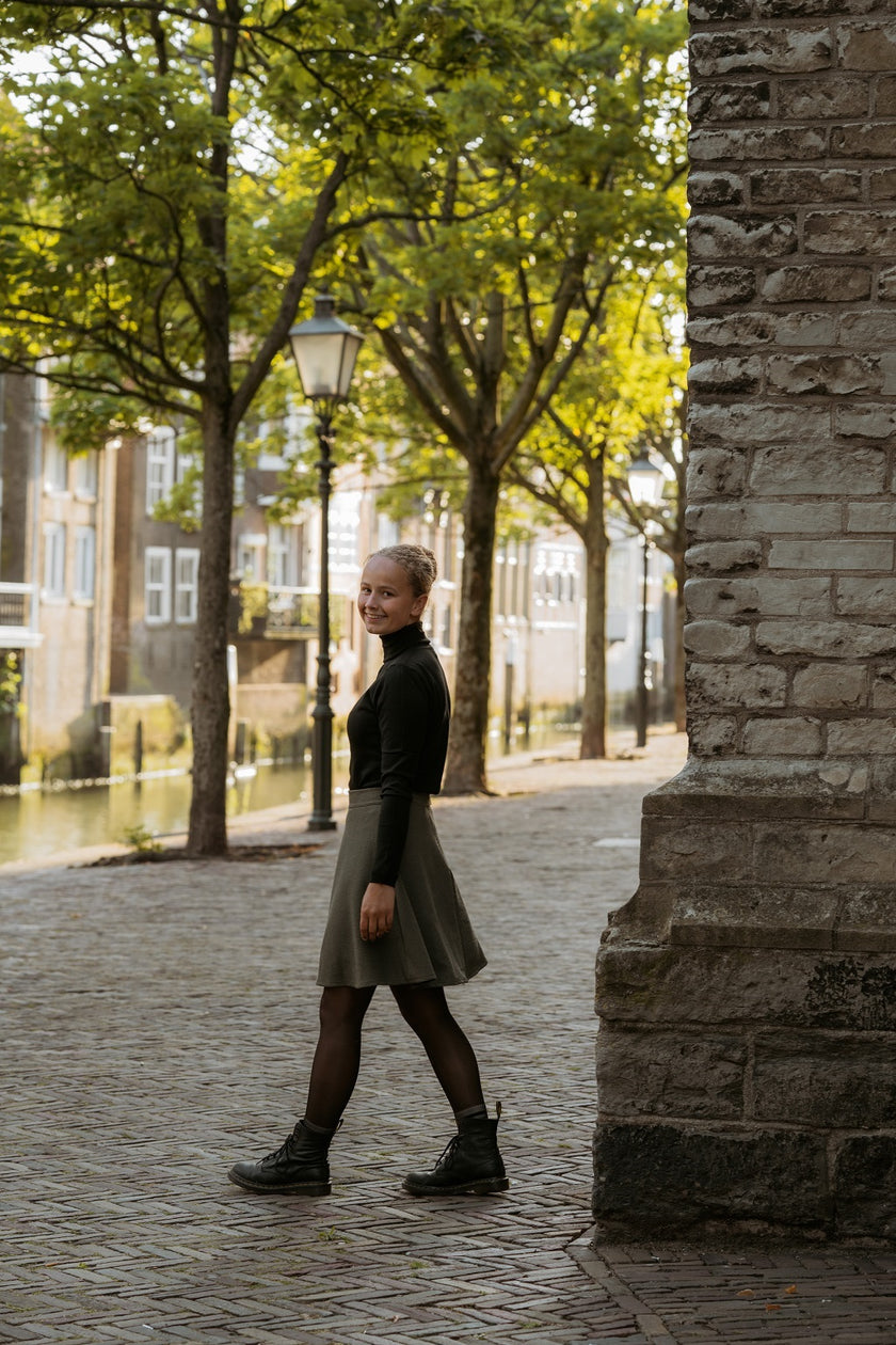 Groen klokkend bouclé rokje