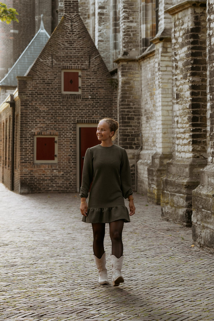 Groen bouclé jurkje