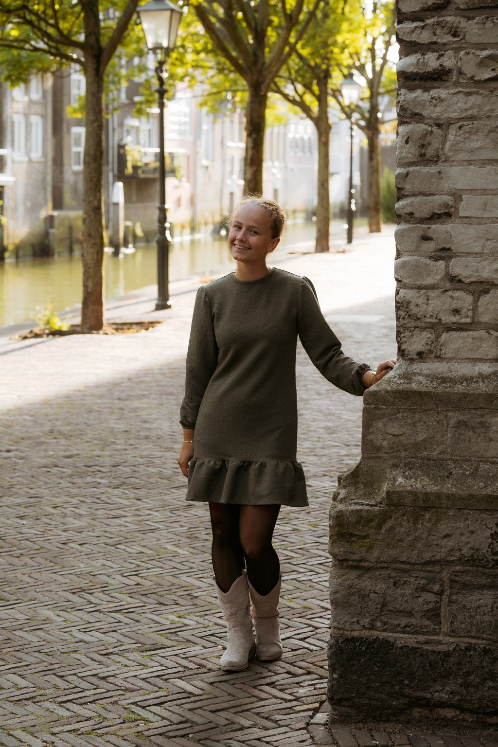 Groen bouclé jurkje