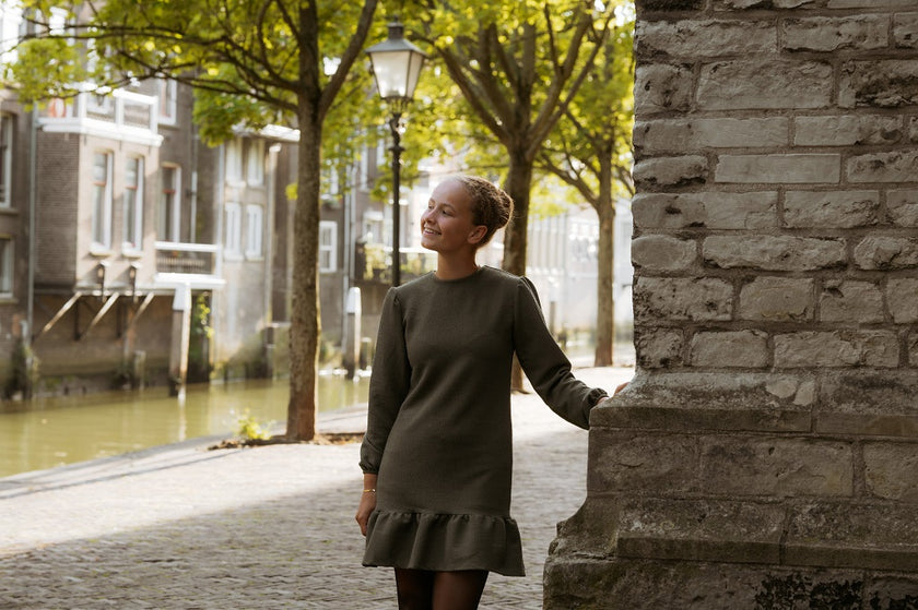 Groen bouclé jurkje