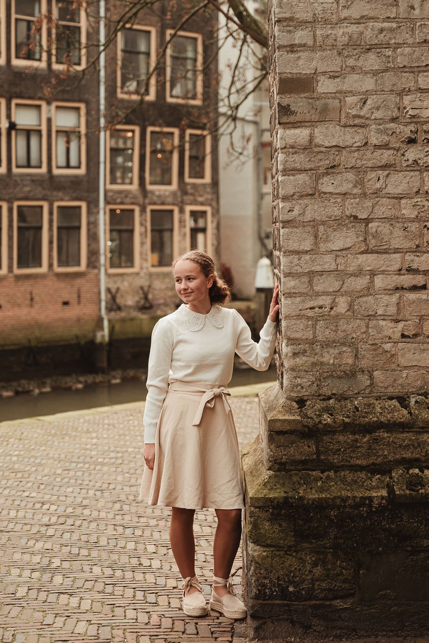 Zandkleur rokje met strik