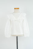 Offwhite shirt met broderie mouwtjes