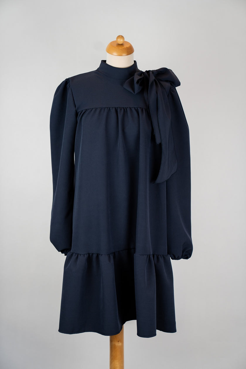 Donkerblauwe jurk met strik, lange mouw