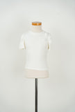 Offwhite shirtje met bloem