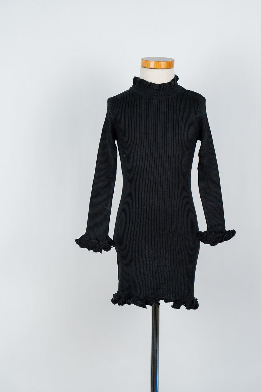 Zwart gebreid jurkje