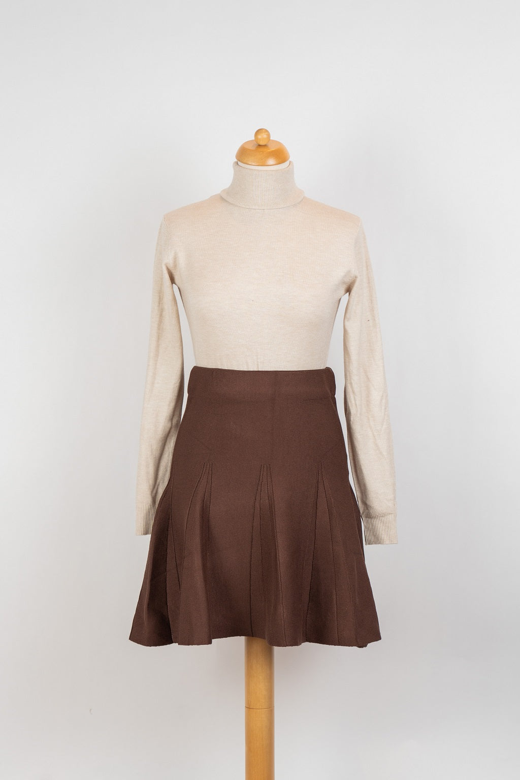 Bruin gebreid plooirokje