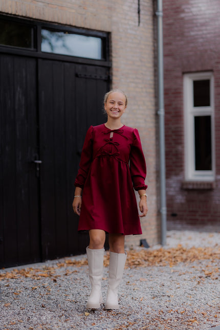 Bordeaux jurk met strikjes