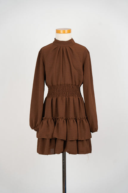 Bruin jurkje met gesmokt boord