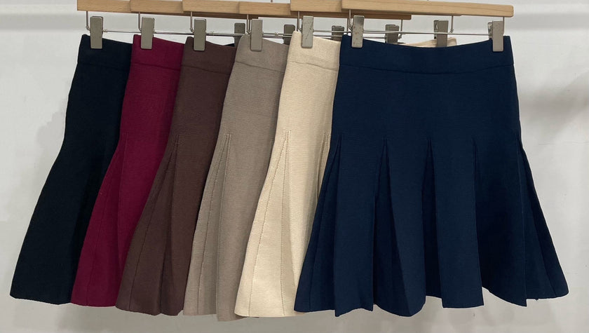 Taupe gebreid plooirokje