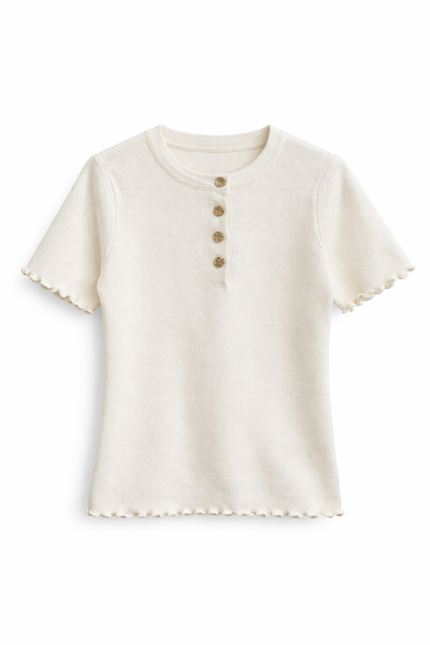 Offwhite truitje met knoopjes