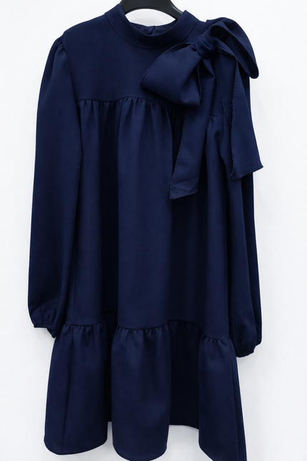 Donkerblauwe jurk met strik, lange mouw