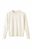 Offwhite truitje met schulpdetails