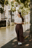 Bruine lange rok met riempje