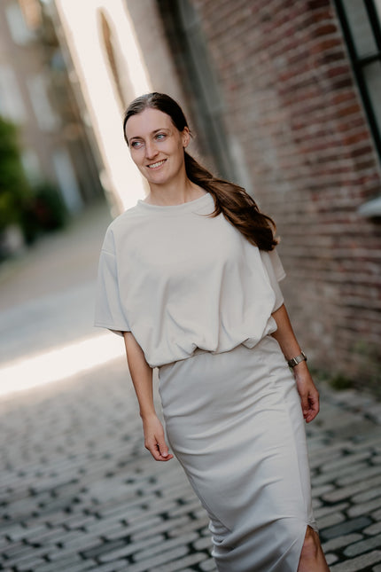 Zandkleur set van rok en top