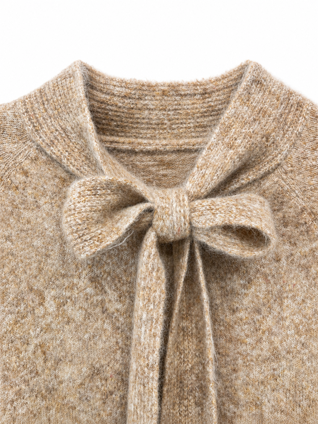 Beige trui met strik