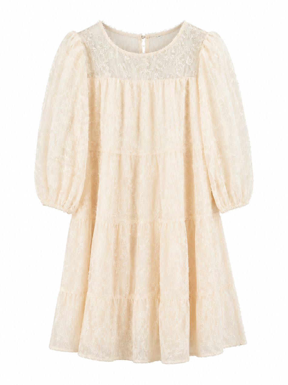 Lichtbeige jurkje  met 3/4 mouw